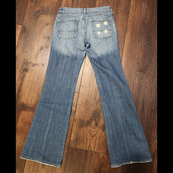 Awesome VTG Daisy Flare Jeans - Picture 9 of 16
